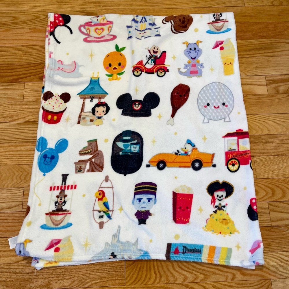 Jerrod Maruyama Disney Parks Fleece Throw Blanket Kingdom of Cute